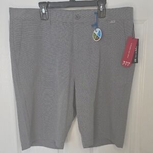 New Travis Mathew Light Gray Flat Front Shorts Size 34